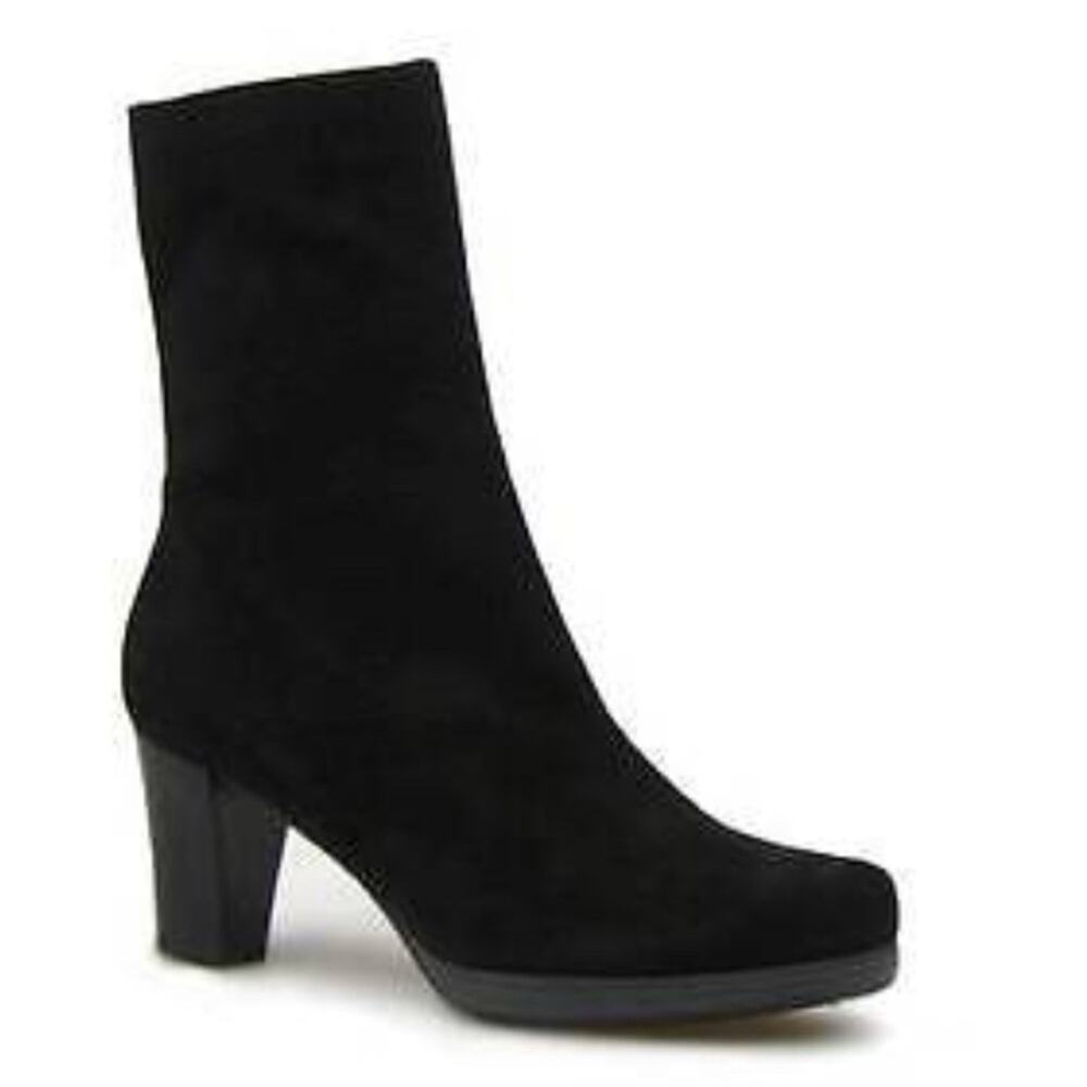 La Canadienne Kate Waterproof Suede Black Boots – Sz 10M